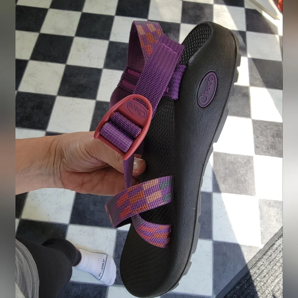 Chacos - Picture 5 of 10